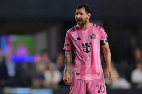 ماسكيرانو: نأمل جميعاً أن يجدد ميسي عقده مع إنتر ميامي